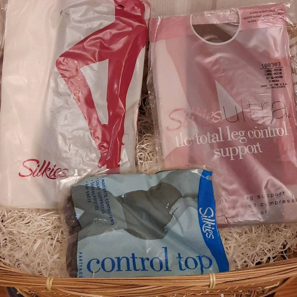 Vintage Pantyhose  NWT